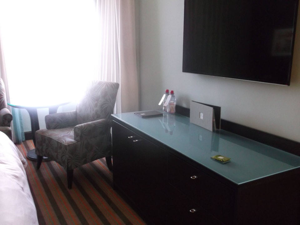 Suit  The Palms Hotel & Spa