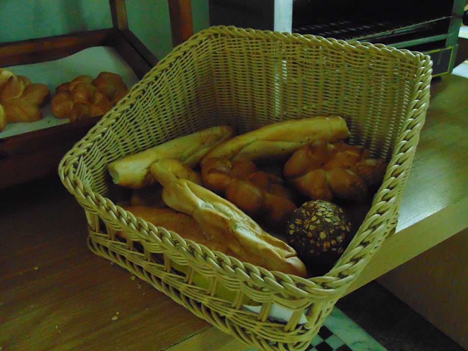 Gastro Hotel Golden Tulip El Mechtel