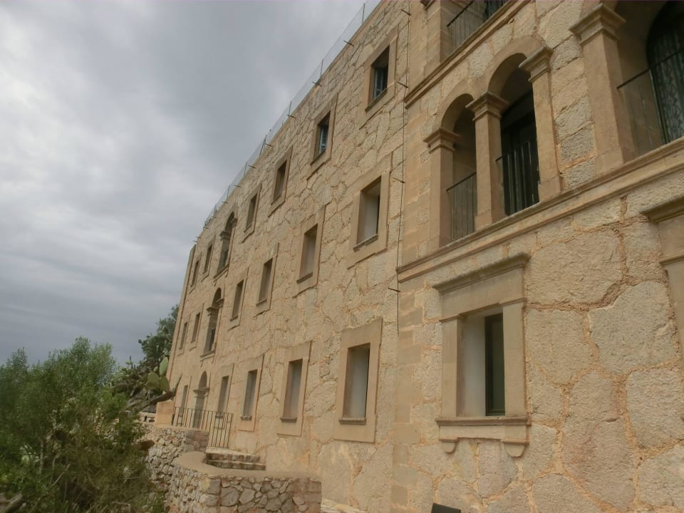 Hotel von außen Petit Hotel Hostatgeria Sant Salvador