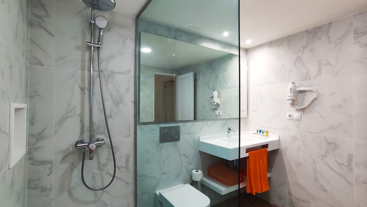 Zimmer Canary Garden Club