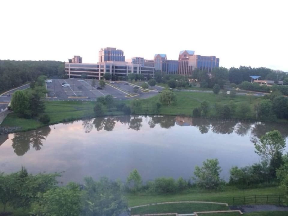 Schön draußen See Westin Washington Dulles Airport