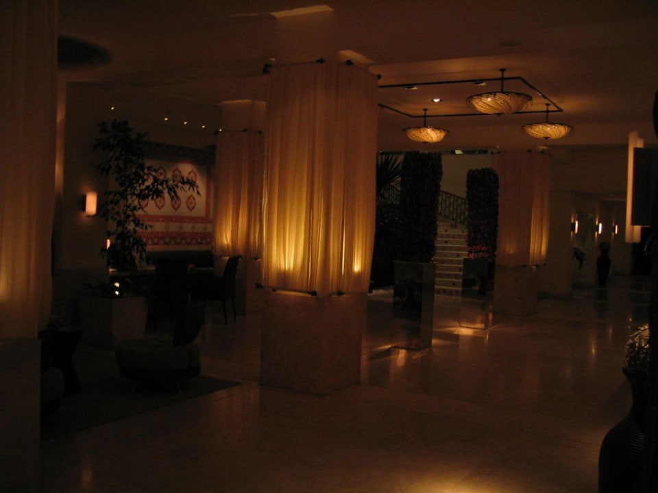 Lobby am Abend Shangri-La Le Touessrok Mauritius
