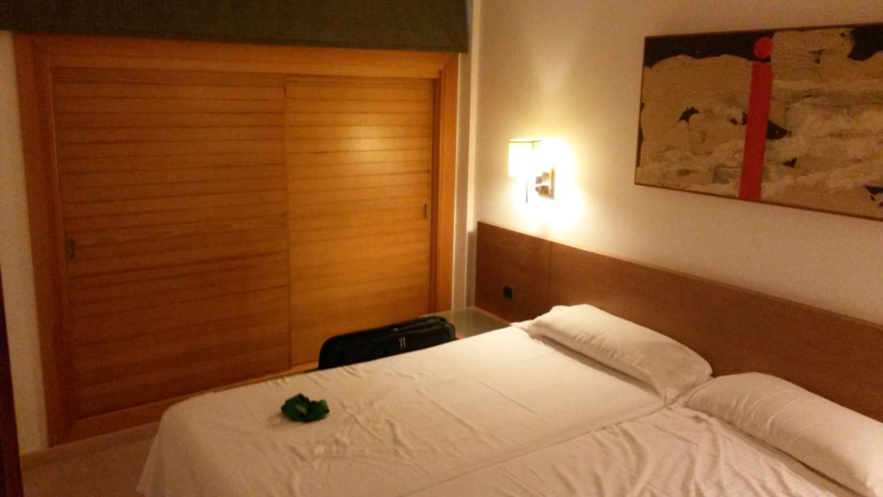 Zimmer Aparthotel Fontanellas Playa