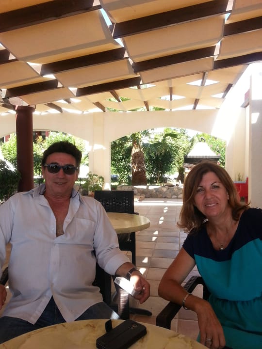 Nikos und Dionisia, herzliche Gastgäber Evripides Village