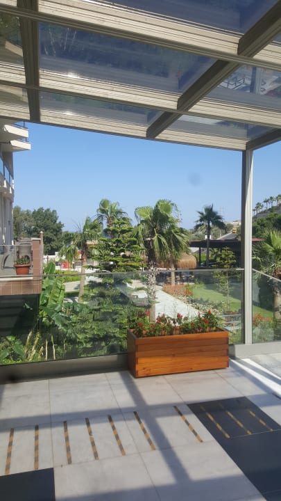 Gartenanlage Ramada Resort Kusadasi & Golf