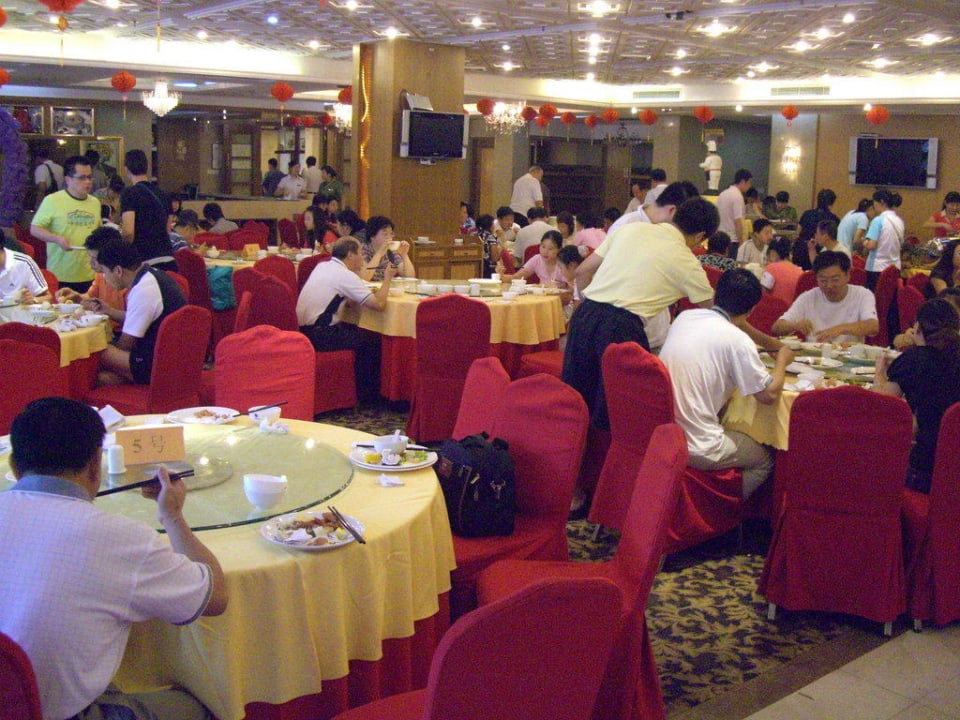 Der "attraktive" Frühstücksraum Jingcheng Hotel