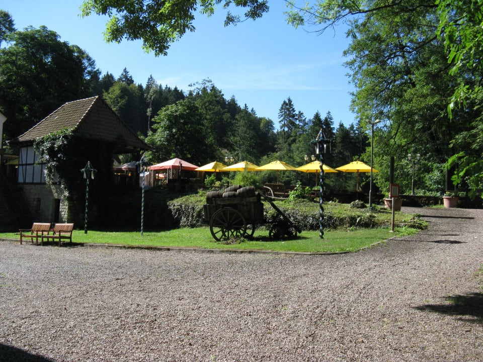 Blick auf die Wassermühle Waldhotel Silbermühle