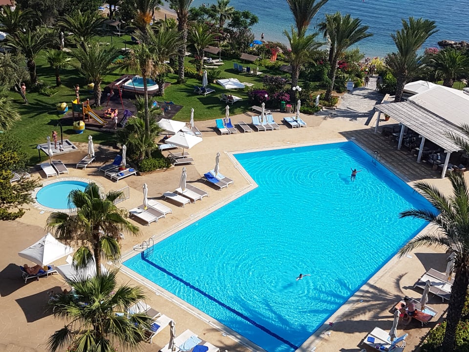 Ausblick Crystal Springs Beach Hotel