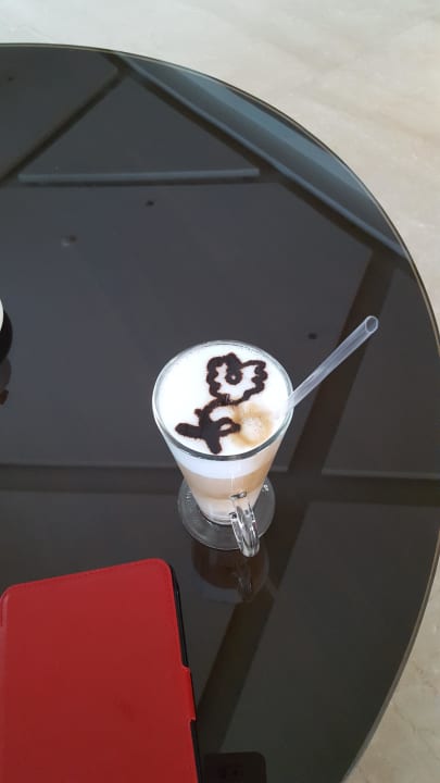 Lecker  Pickalbatros White Beach Resort - Hurghada