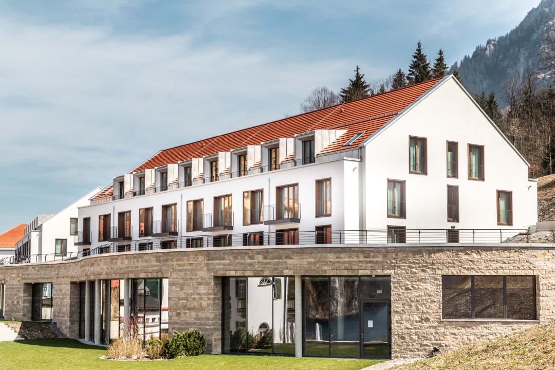 Außenansicht AMERON Neuschwanstein Alpsee Resort & Spa