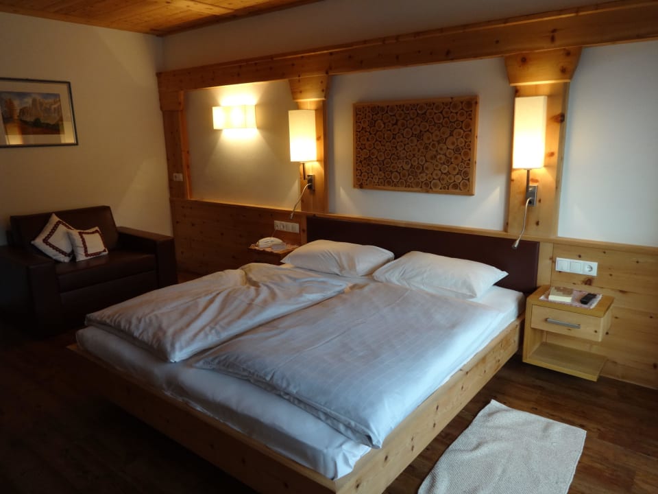 Allergikerzimmer aus Zirbenholz Hotel Interski