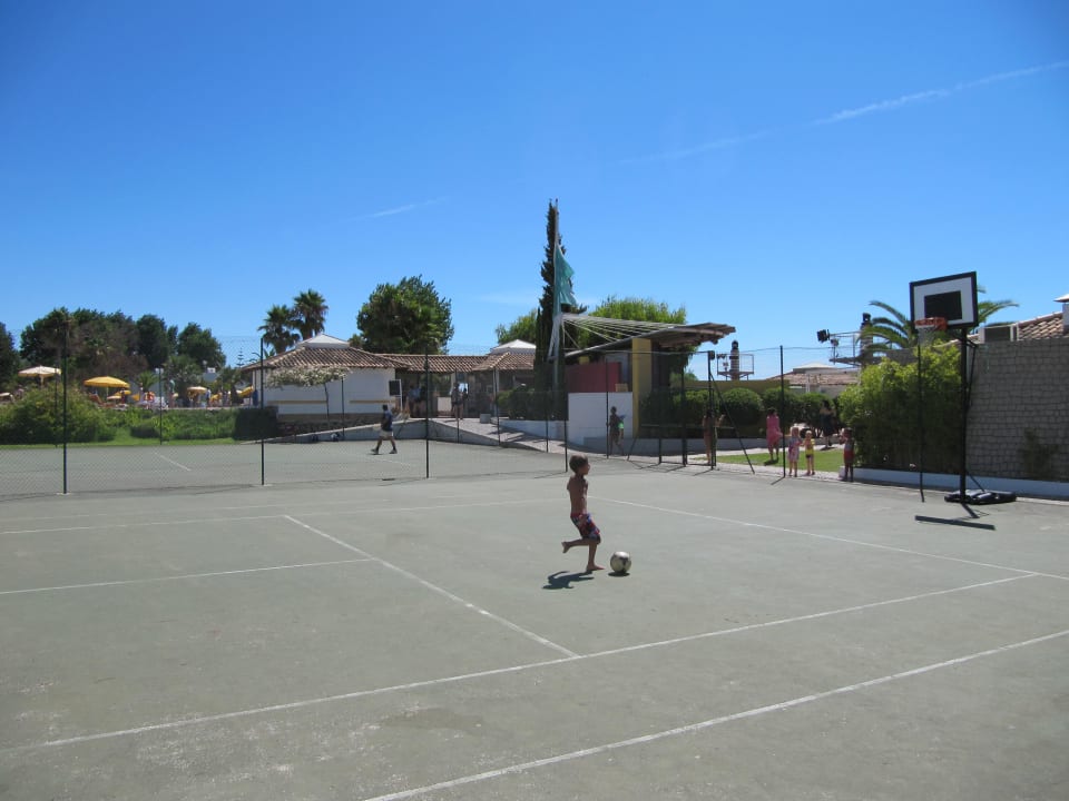 Boisko, korty Golden Club Cabanas