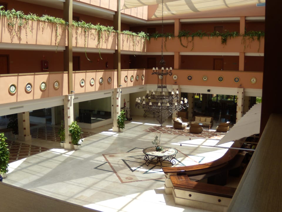 Blick in die Eingangshalle Bakour Oh Nice Costa del Sol