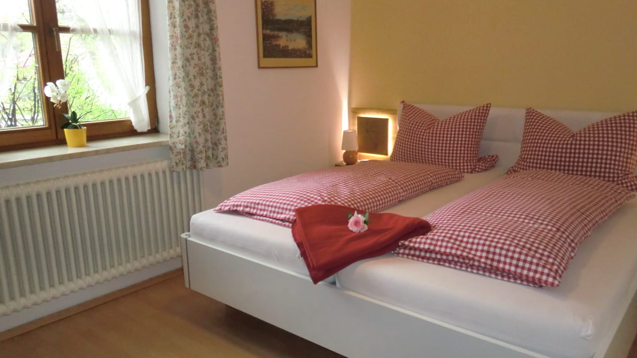 Zimmer Gästehaus Tina