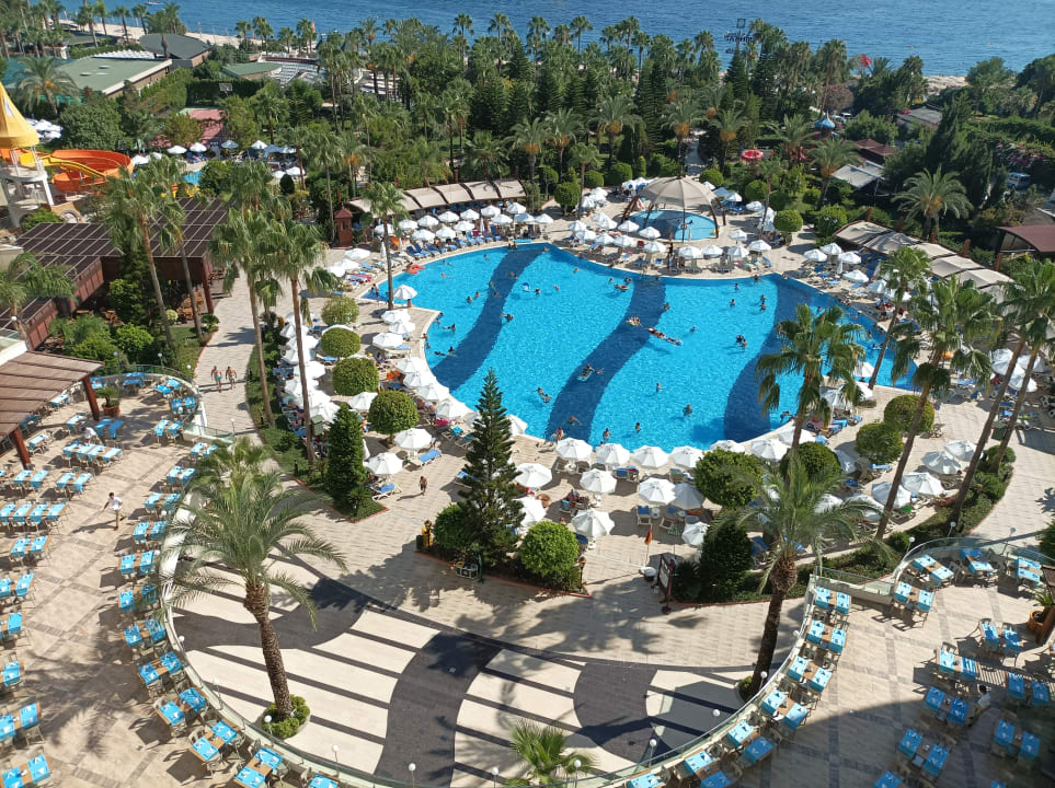 Pool Saphir Resort & Spa