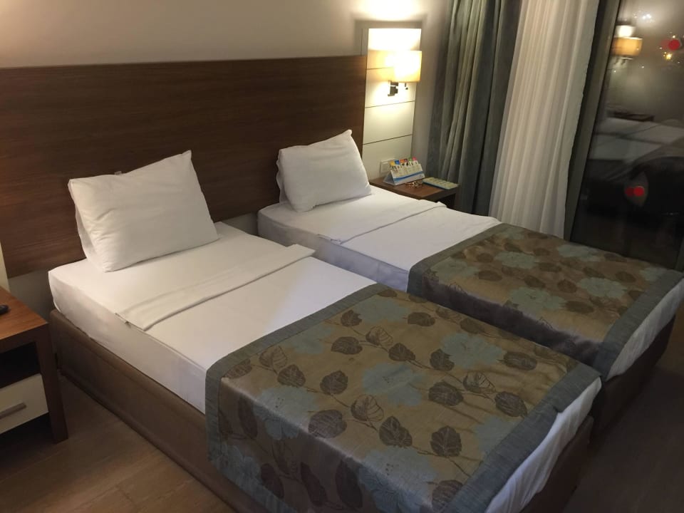 Zimmer İncekum West Hotel