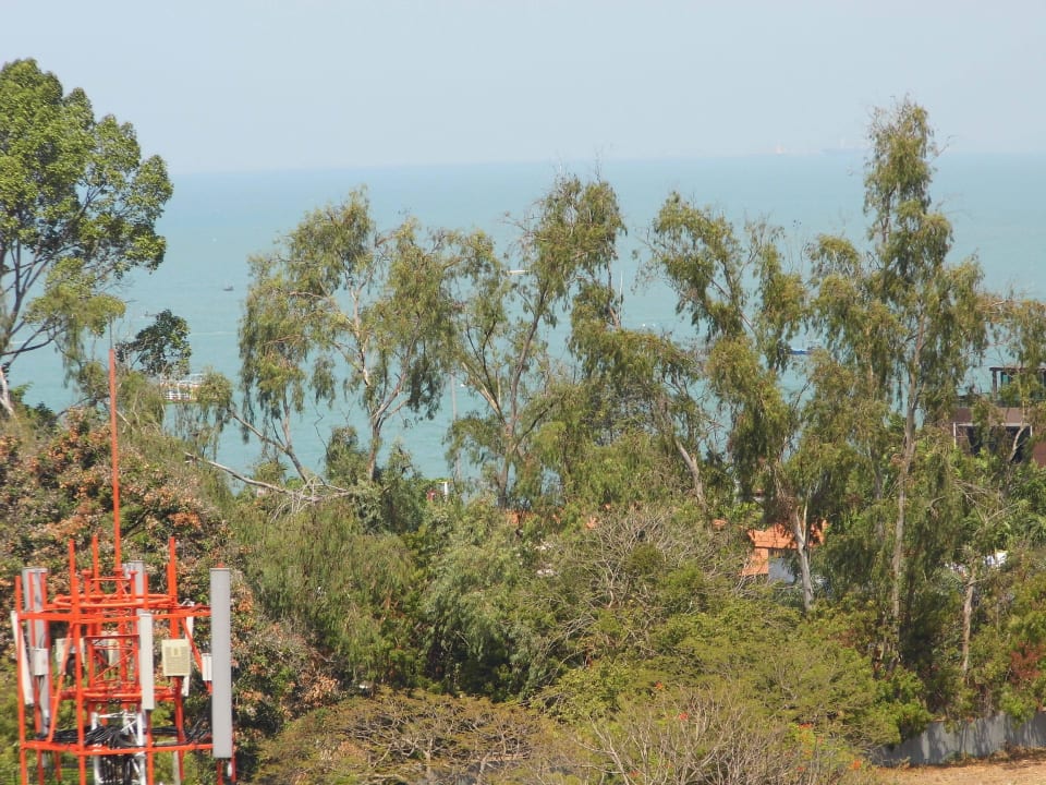 Blick vom Dach zum Meer Hotel Intown Holiday