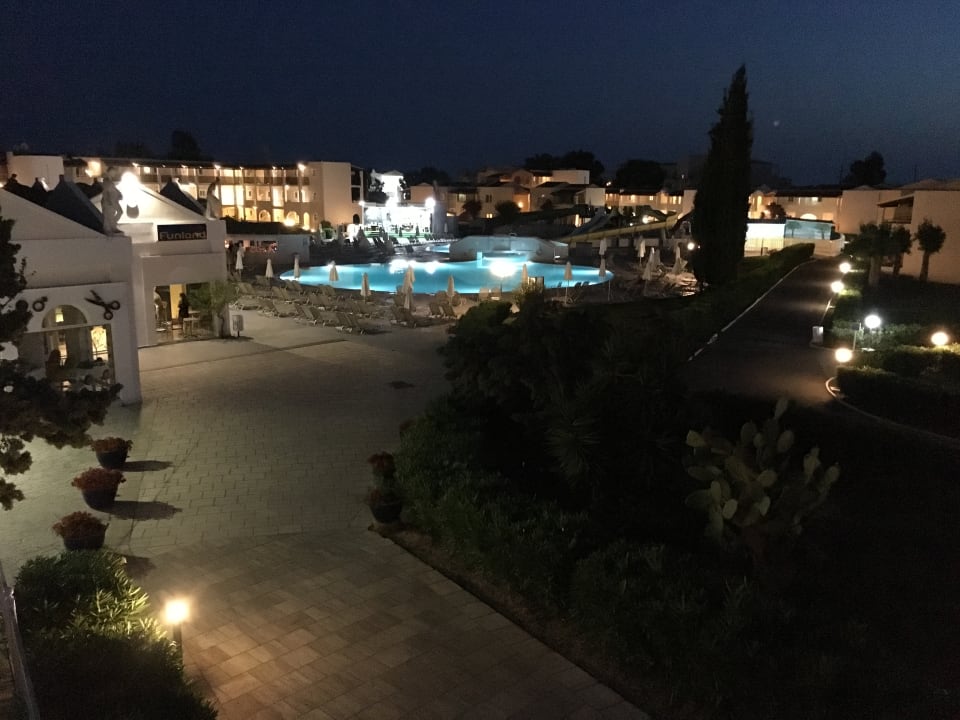 Außenansicht Sandy Beach Resort