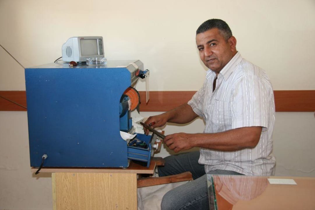 Juwelier bei der Arbeit Grand Seker Hotel