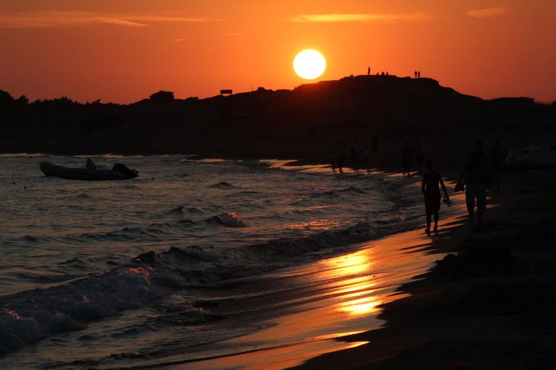 Sunrise Sandy Beach Resort