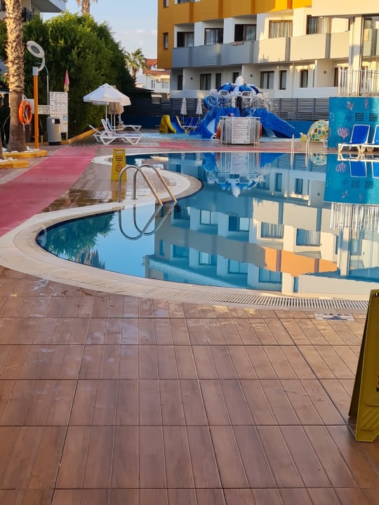 Pool Hane Family Resort