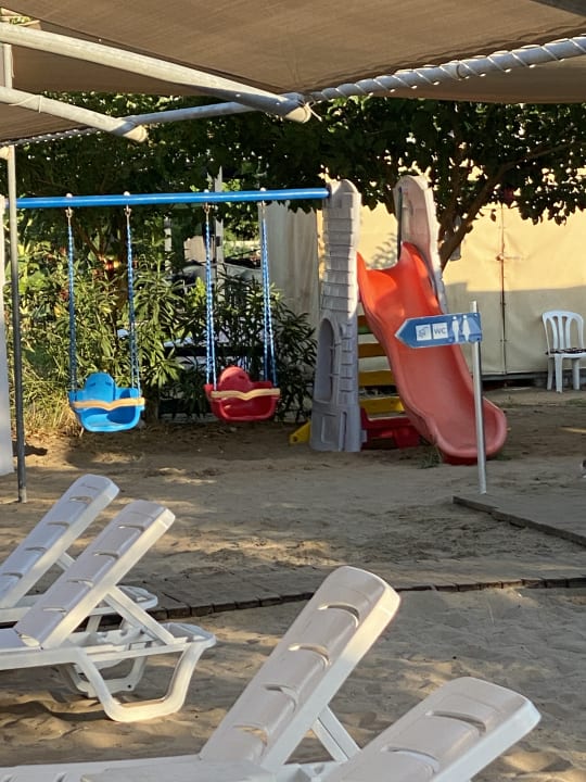 Strand Side Aquamarin Resort & Spa