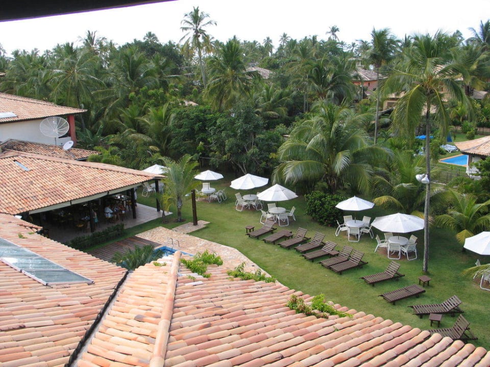 Ausblick vom Dach in den Garten Hotel Porto Zarpa