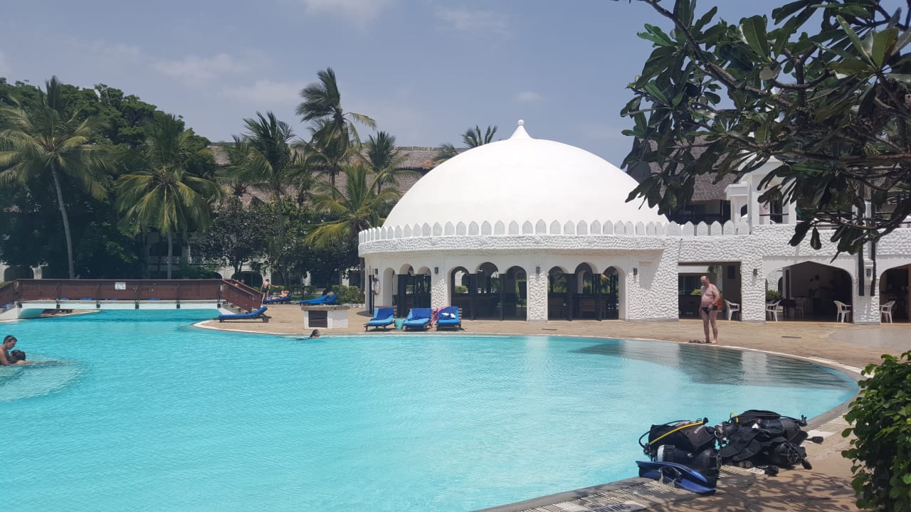 Poolanlage Hotel Southern Palms Beach Resort