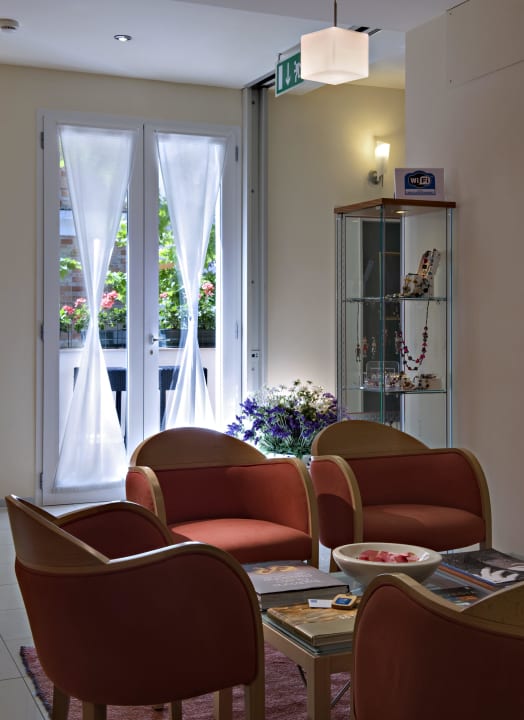 Salottino Hotel Garni Renania