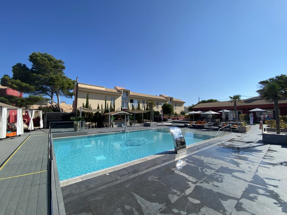 Pool Paradise Residencial