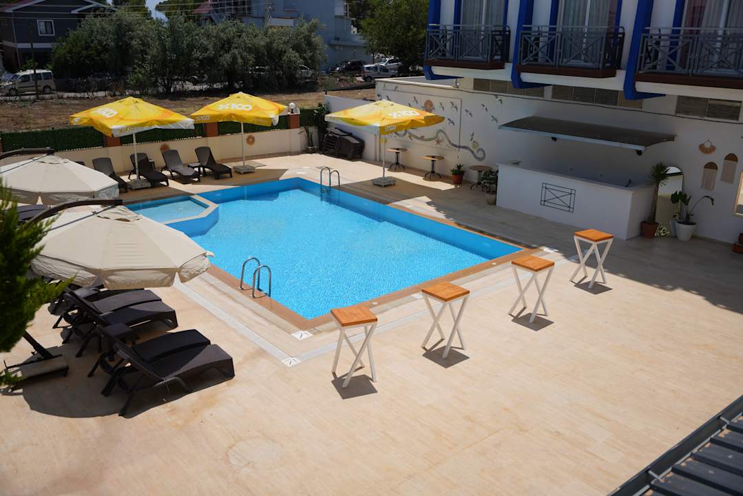 Pool Gümüldür Mavi Deniz Otel
