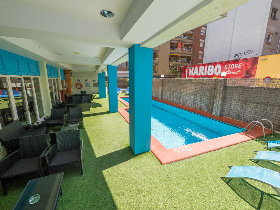 Pool Hotel Golden Sand