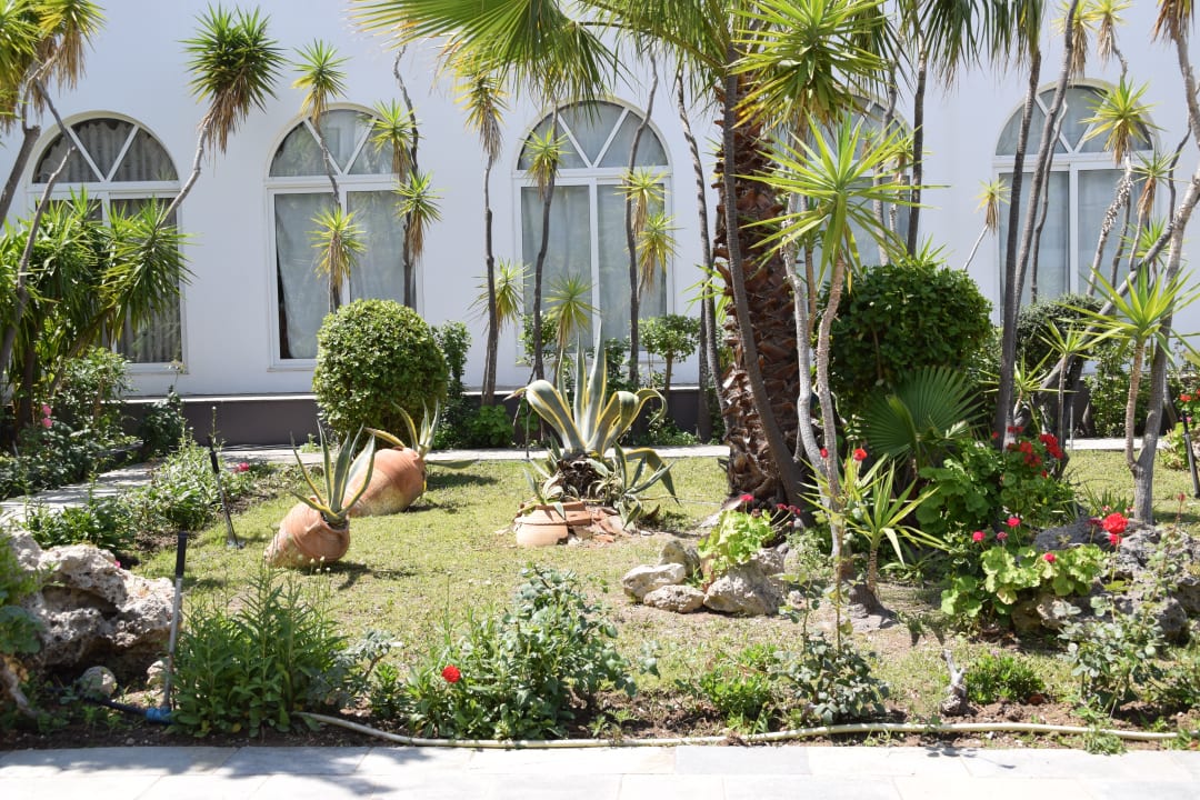 Garten Irene Palace Beach Resort Club alltoura