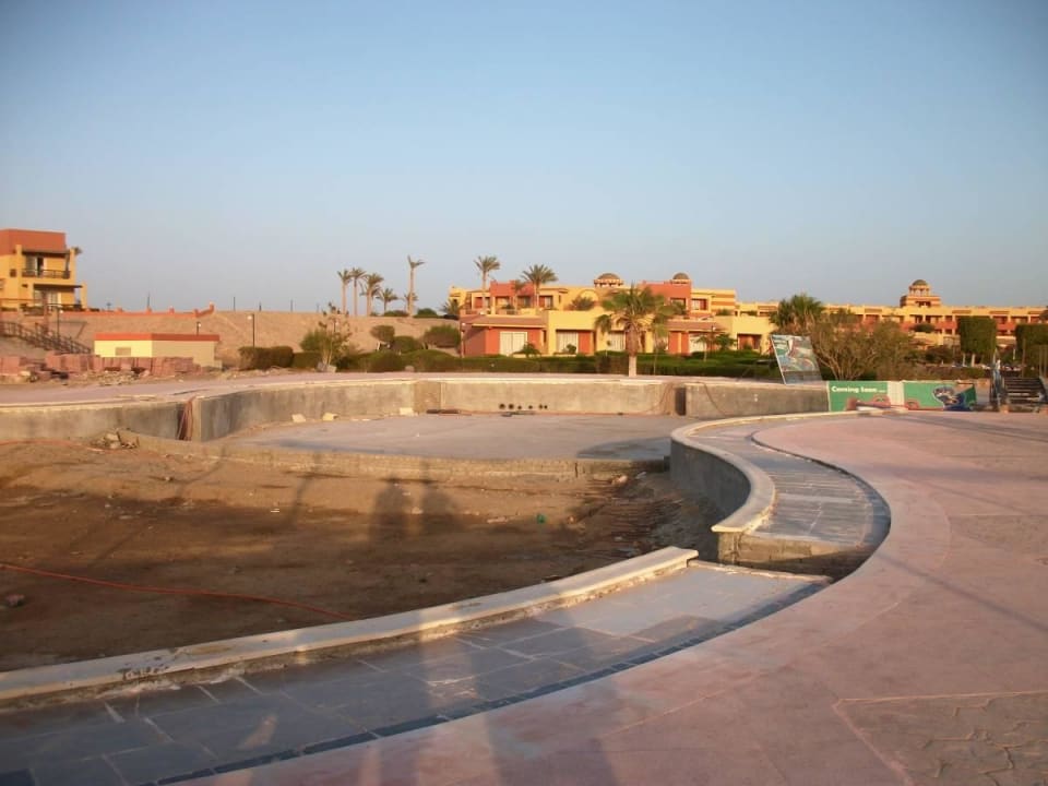 Neuer Pool  Malikia Resort Abu Dabbab