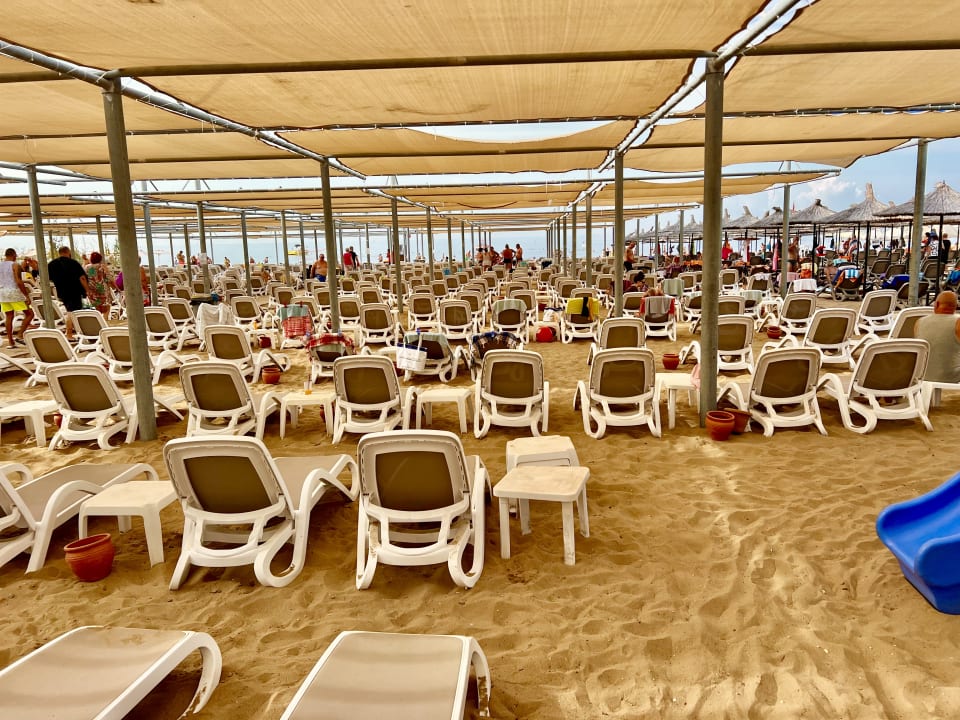 Strand Dream World Resort & Spa