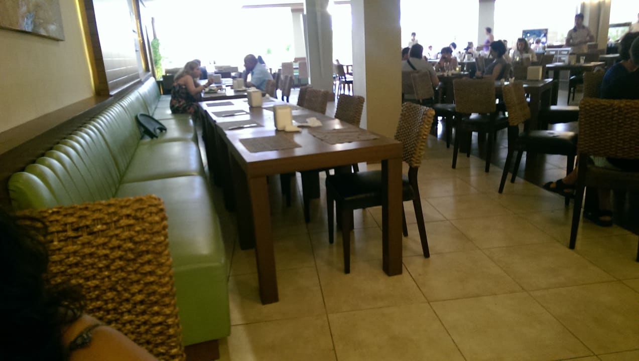 Gastro Ambassador Plaza Hotel