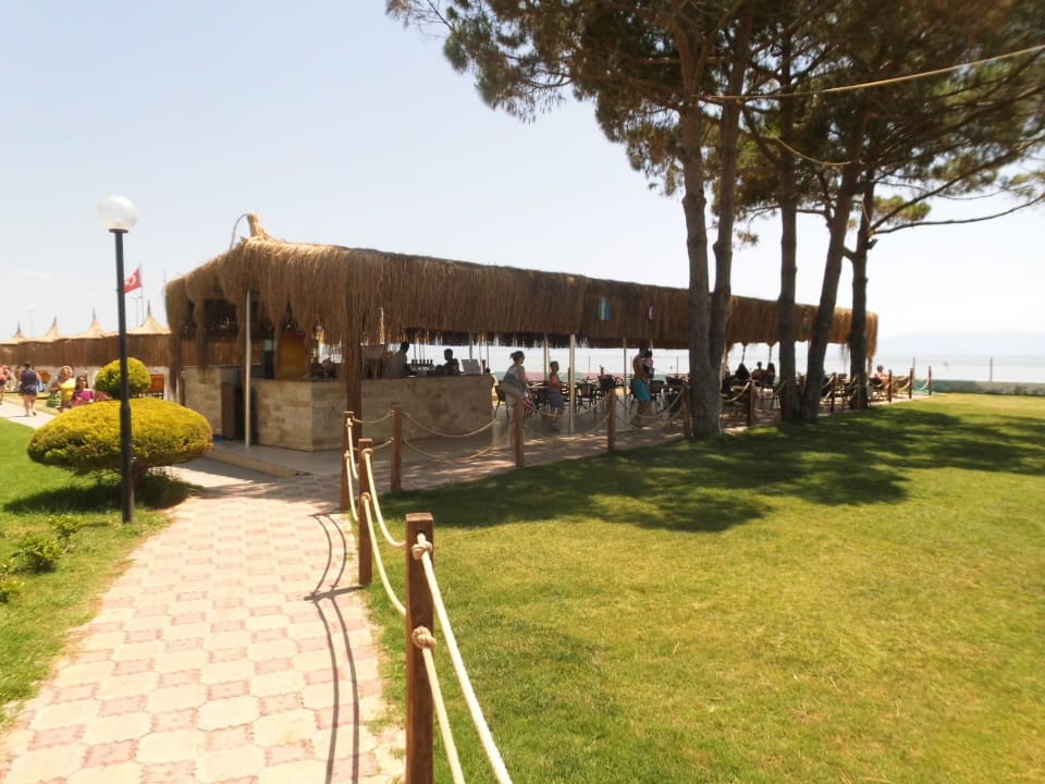 Gastro Royal Beach Club Hotel