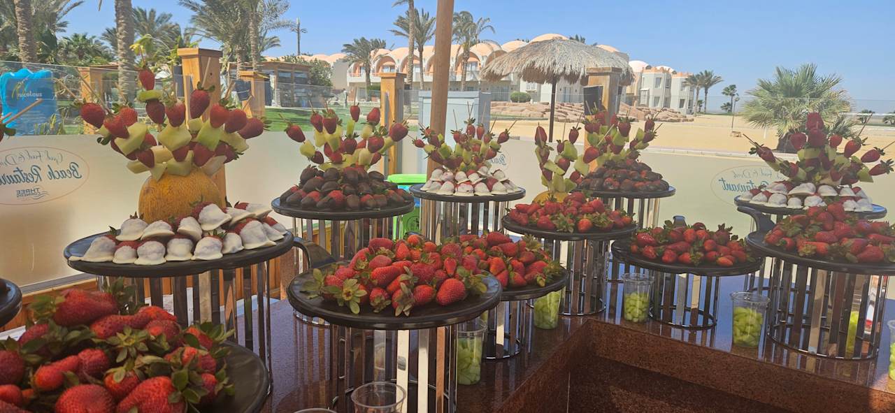 Gastro Three Corners Sea Beach Resort