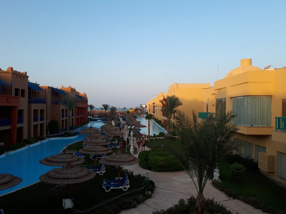 Ausblick Titanic Beach Spa & Aqua Park