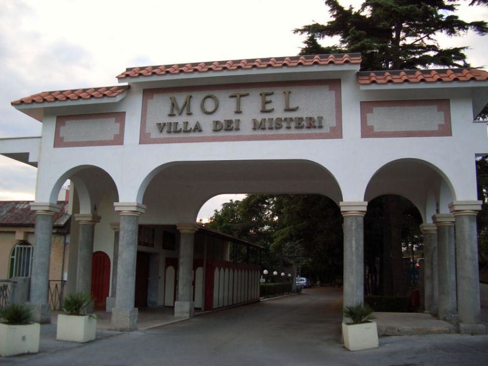 Motel Einfahrt Villa dei Misteri