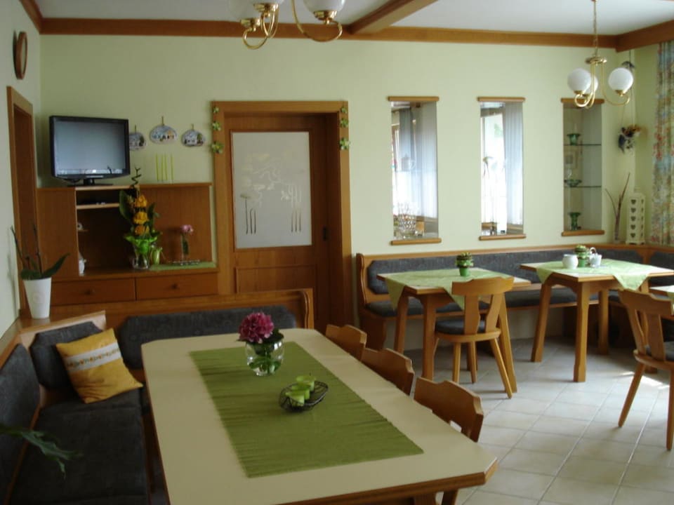 Weinstube Pension Die Herberge