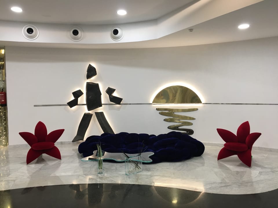 Lobby Bull Escorial & Spa