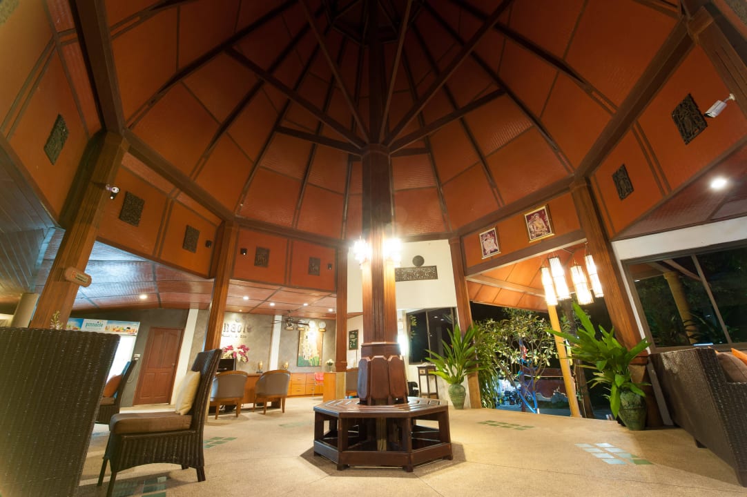 Eingangsbereich und Lobby Pinnacle Samui Resort
