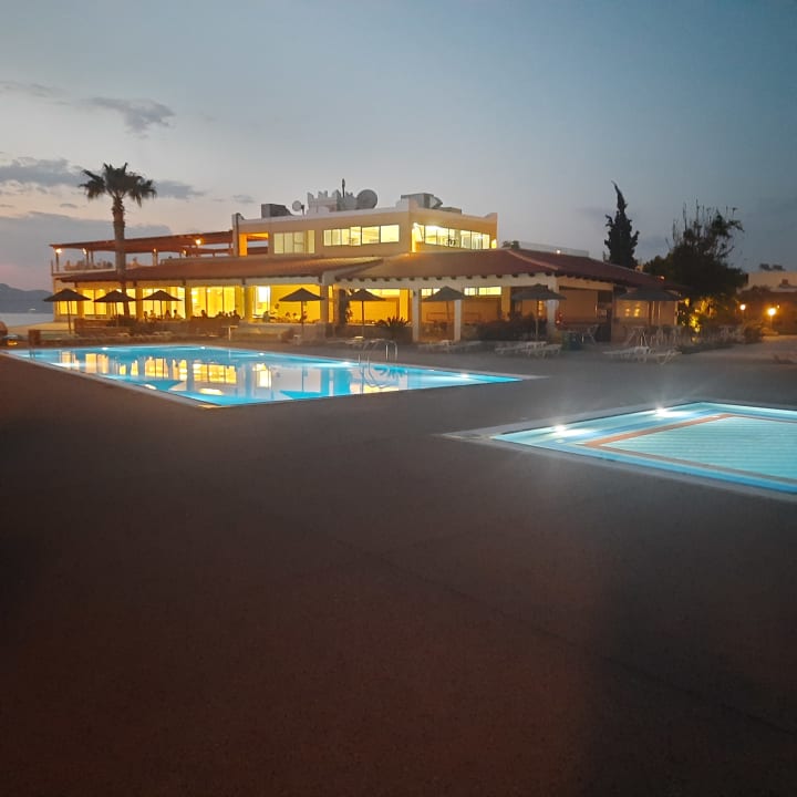Pool Hotel Kouros Palace