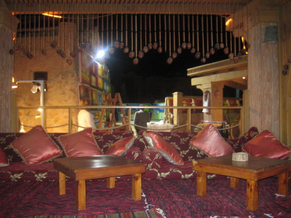 Shishaecke Charmillion Sea Life Resort