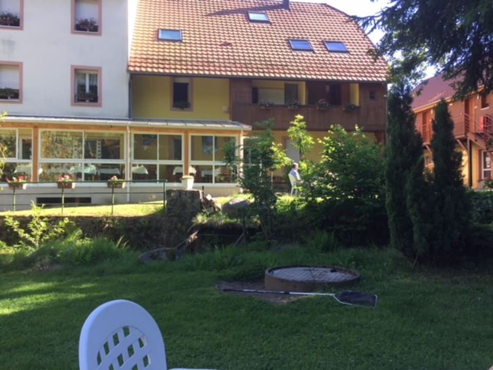 Gartenanlage Hôtel de la Poste and SPA