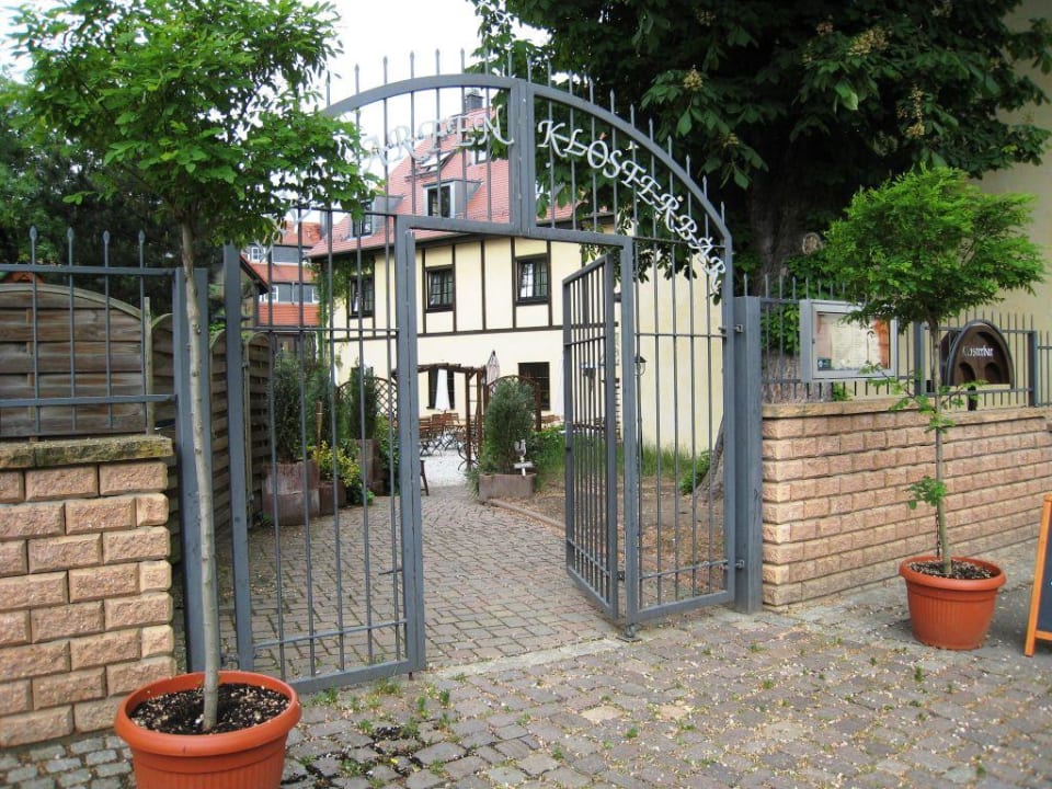 Hier gehts zum Biergarten Hotel Klosterhof