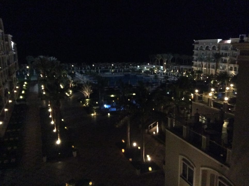 Ausblick bei Nacht Zimmer 1503 Premier Le Reve Hotel & Spa