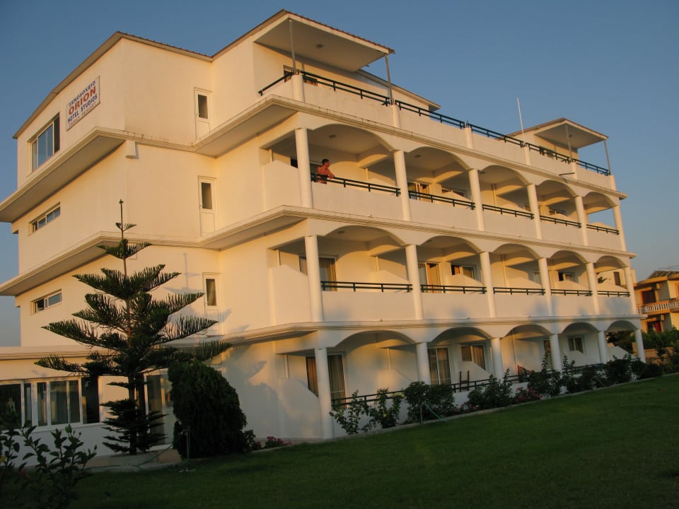 Hinteres Gebäude Orion Hotel