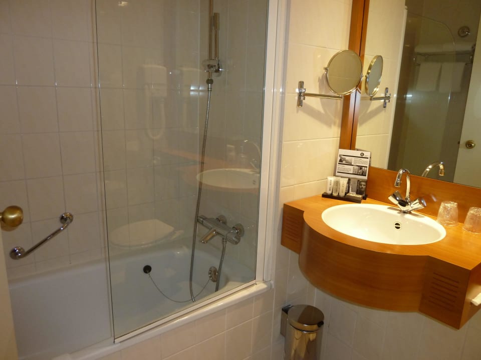 Badezimmer Inntel Hotels Amsterdam Centre